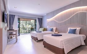 อโมรา บีช รีสอร์ท (SHA Extra Plus)